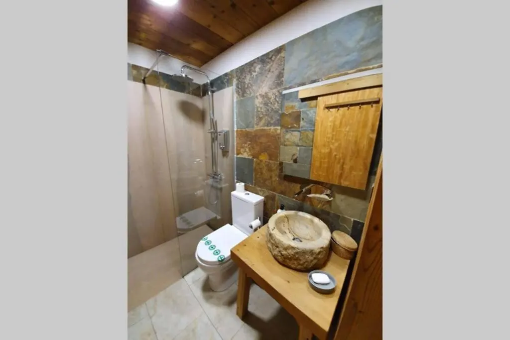 Bonito Piso Frente A La Playa Con Parking Privado. Apartment Empuriabrava Spain